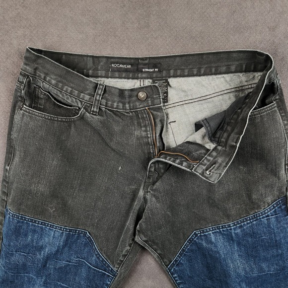 Rocawear Jeans Mens 37x32 Black Blue Two Tone Patched Denim Straight Fit Y2K VTG - Picture 7 of 14